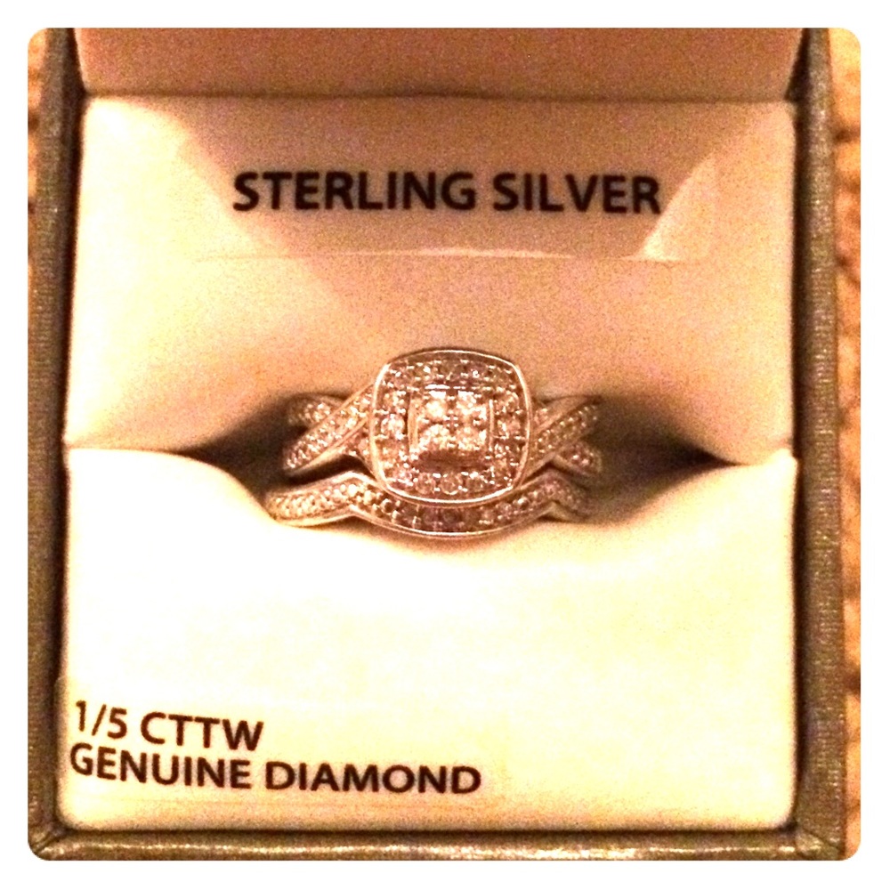 Wedding/engagement bridal set